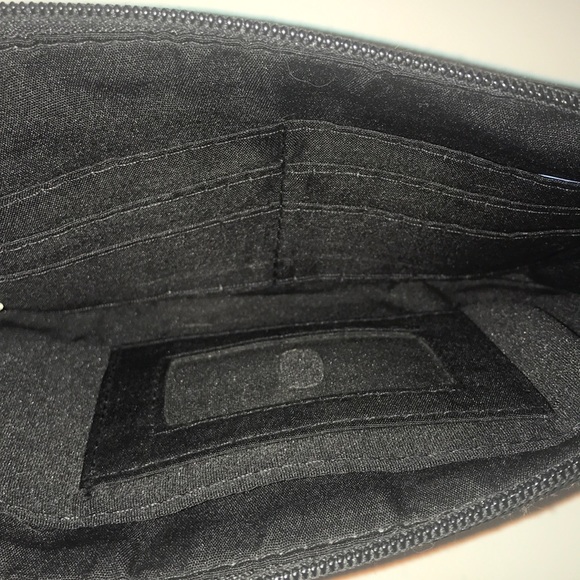 Wristlet - Picture 5 of 6